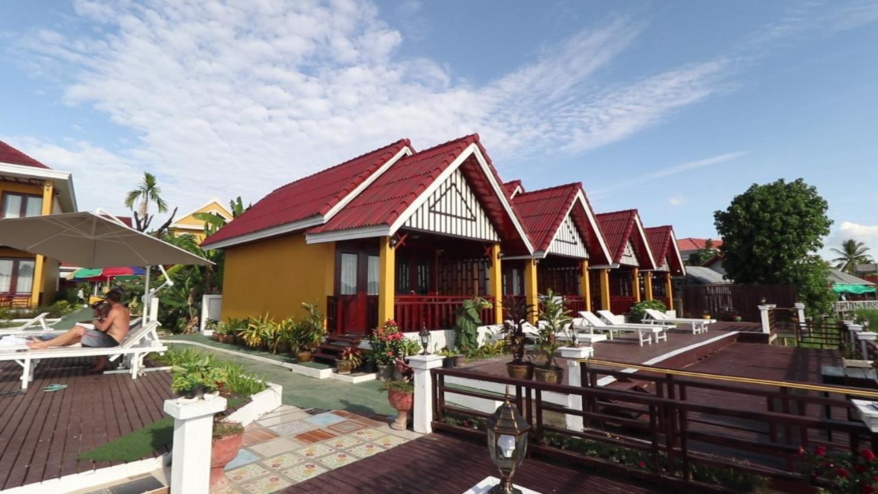 Golden Hotel Dondet Muang Khong Exterior photo